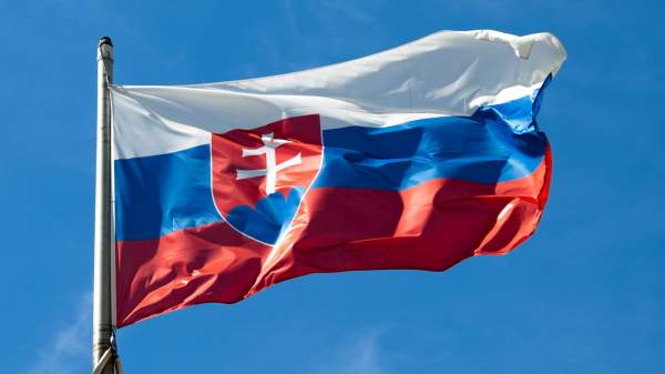 Read more about the article Глава МИД Словакии Бланар предложит отложить обсуждение новых антироссийских санкций ЕС