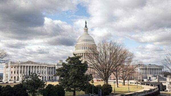 Read more about the article Hill: сенат США не будет рассматривать законопроект о санкциях против России до конца лета