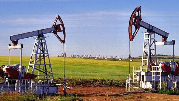 Read more about the article Минэнерго США ожидает, что спотовые цены на нефть Brent упадут до 49 долларов