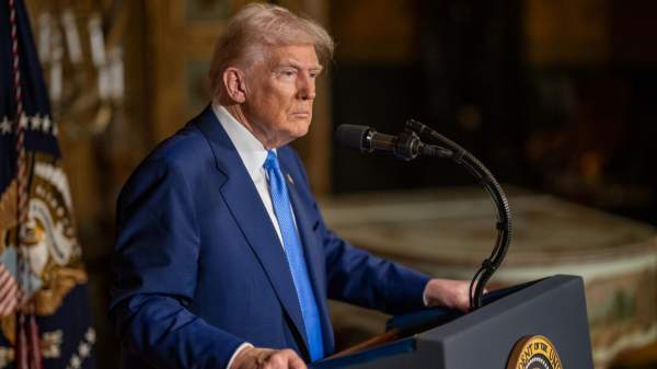 Read more about the article Трамп: пошлины США защищают суверенитет страны и безопасность во всем мире