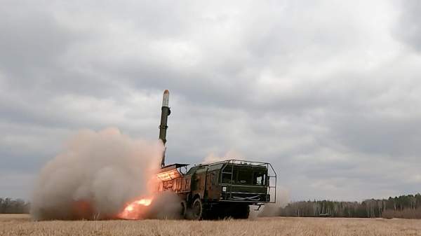 Read more about the article FT: российские ракеты научились обходить американские системы Patriot на Украине