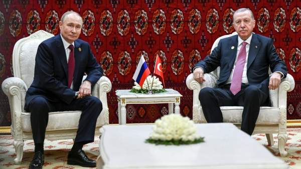 Read more about the article Песков: Путин и Эрдоган обсудили попытки европейцев по изъятию российских активов