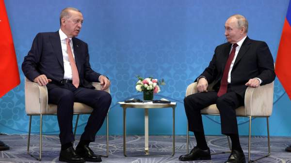 Read more about the article Переговоры Путина и Эрдогана в Ашхабаде продлились полтора часа