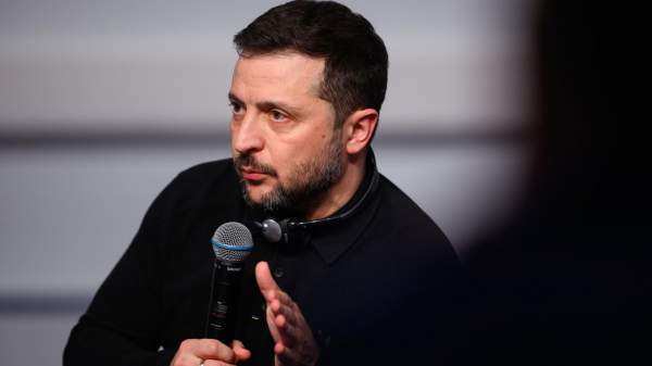Read more about the article Welt: Зеленский зря надеется на одобрение США его нового плана по Украине