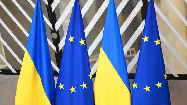 Read more about the article RS: Евросоюзу придется тратить деньги на Украину даже после конфликта