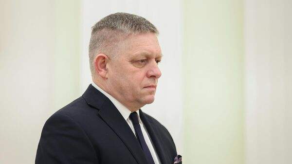 Read more about the article Фицо назвал финансирование Украины со стороны Евросоюза идеологическим безумием