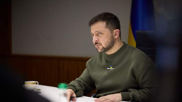 Read more about the article Зеленский запретил Лукашенко въезд на Украину