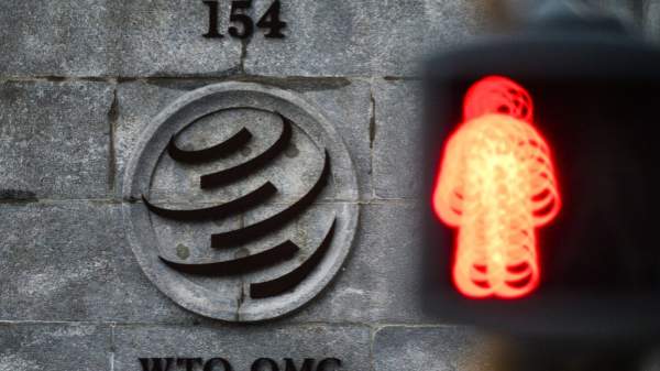 Read more about the article Euractiv: еврокомиссар по торговле призвал реформировать ВТО на фоне роста экономики КНР