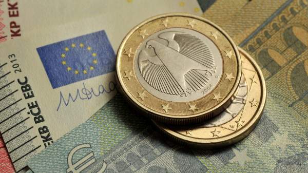 Read more about the article ЕЦБ повысил прогноз по инфляции в еврозоне на 2027 год до 2,6%