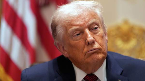 Read more about the article Трамп потребовал от главы ФРС Пауэлла немедленно снизить процентные ставки