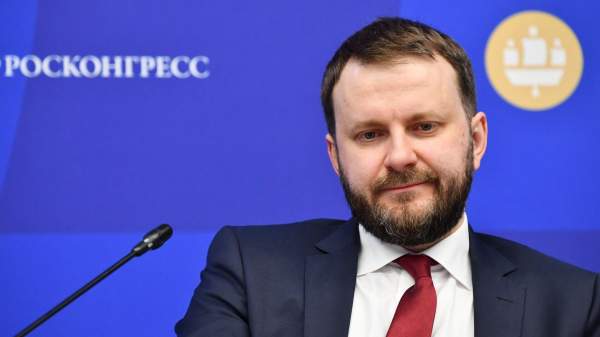 Read more about the article Орешкин: Иран захотел нарастить роль в торговом транзите и попал под давление США