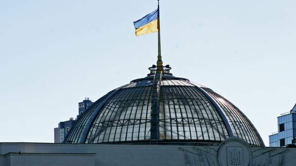 Read more about the article NI: Украине придется согласиться на гарантии безопасности, которые ей предлагают