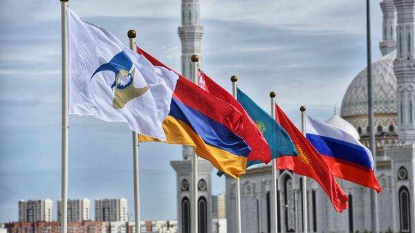 Read more about the article Доклад о приостановке договора о ЕАЭС в отношении Армении представят на саммите в декабре