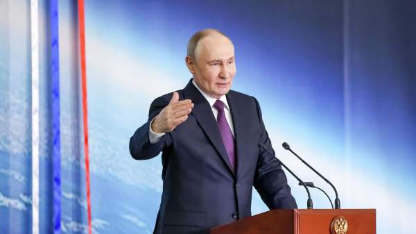 Read more about the article Путин: рост товарооборота между Россией и Белоруссией в 2026 году составил более 7%