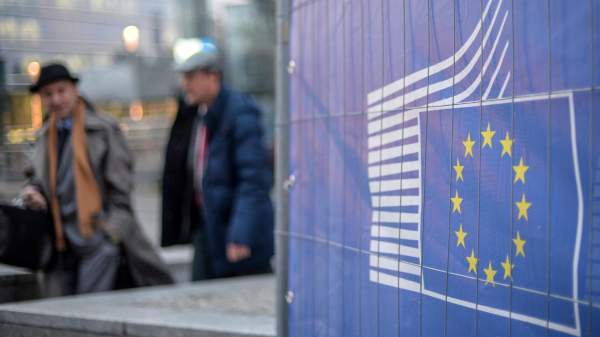 Read more about the article RS: ЕС рискует затянуть конфликт на Украине, начав возвращать беженцев в Киев