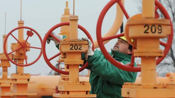 Read more about the article Reuters: снижение запасов газа в Европе может привезти к резкому росту цен зимой